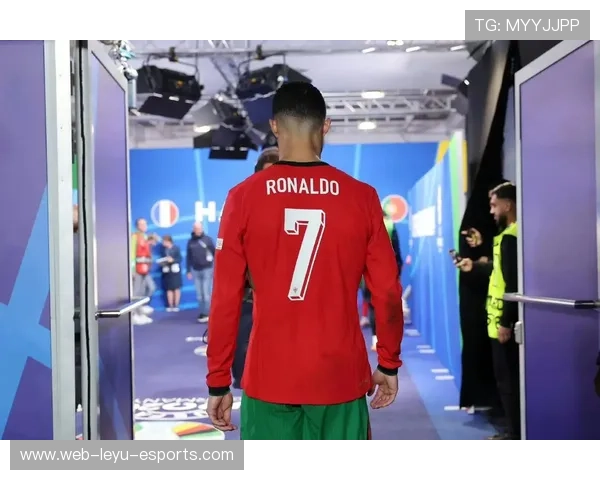 精彩足球球星集锦两分钟观看体验 打造极致视听盛宴